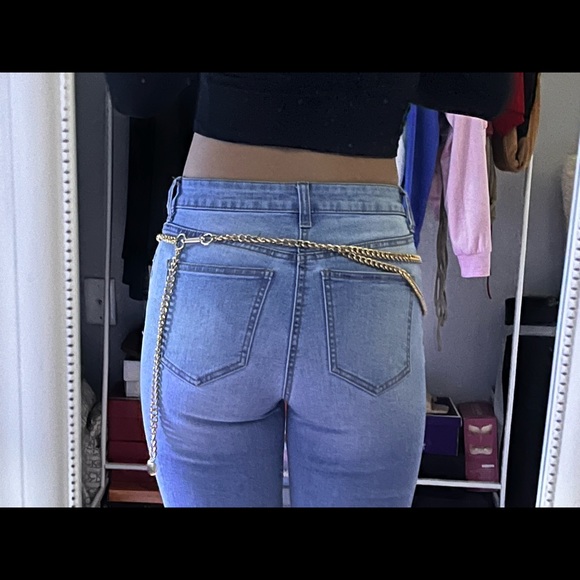 Gold chain belt - Picture 3 of 3